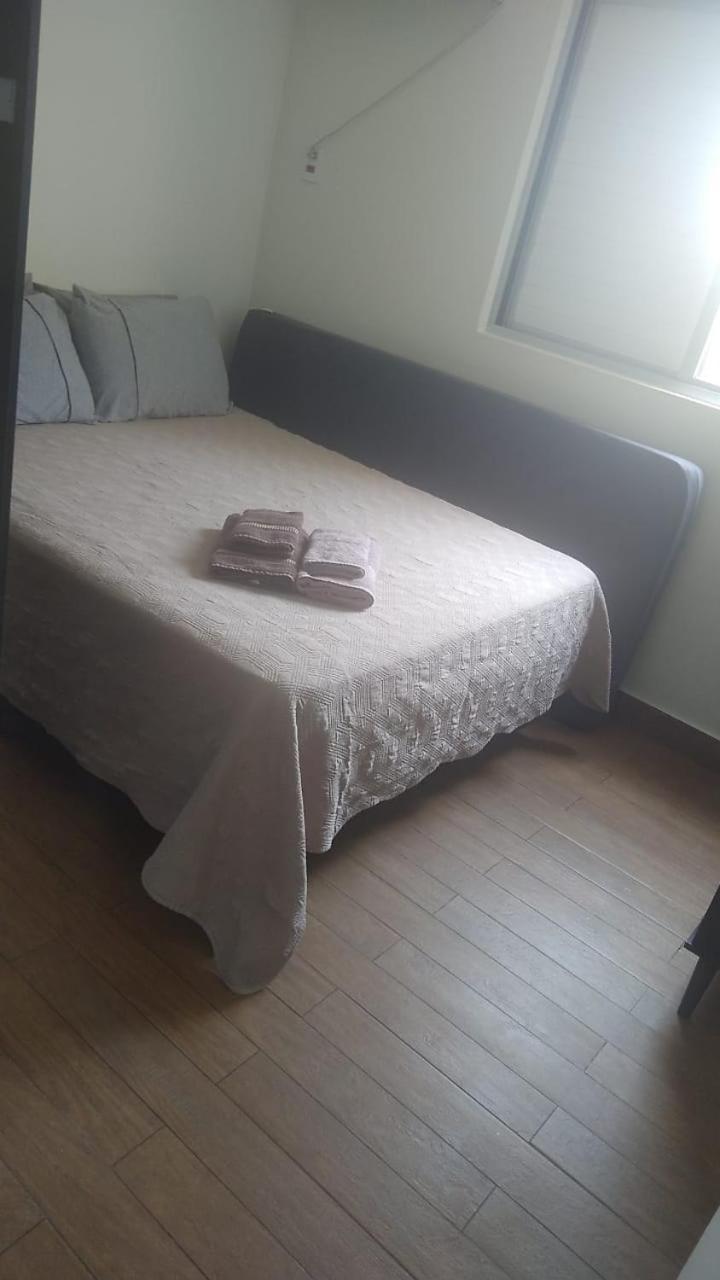 Apartamento No Centro De Foz Com Ar-condicionado Apartamento *
