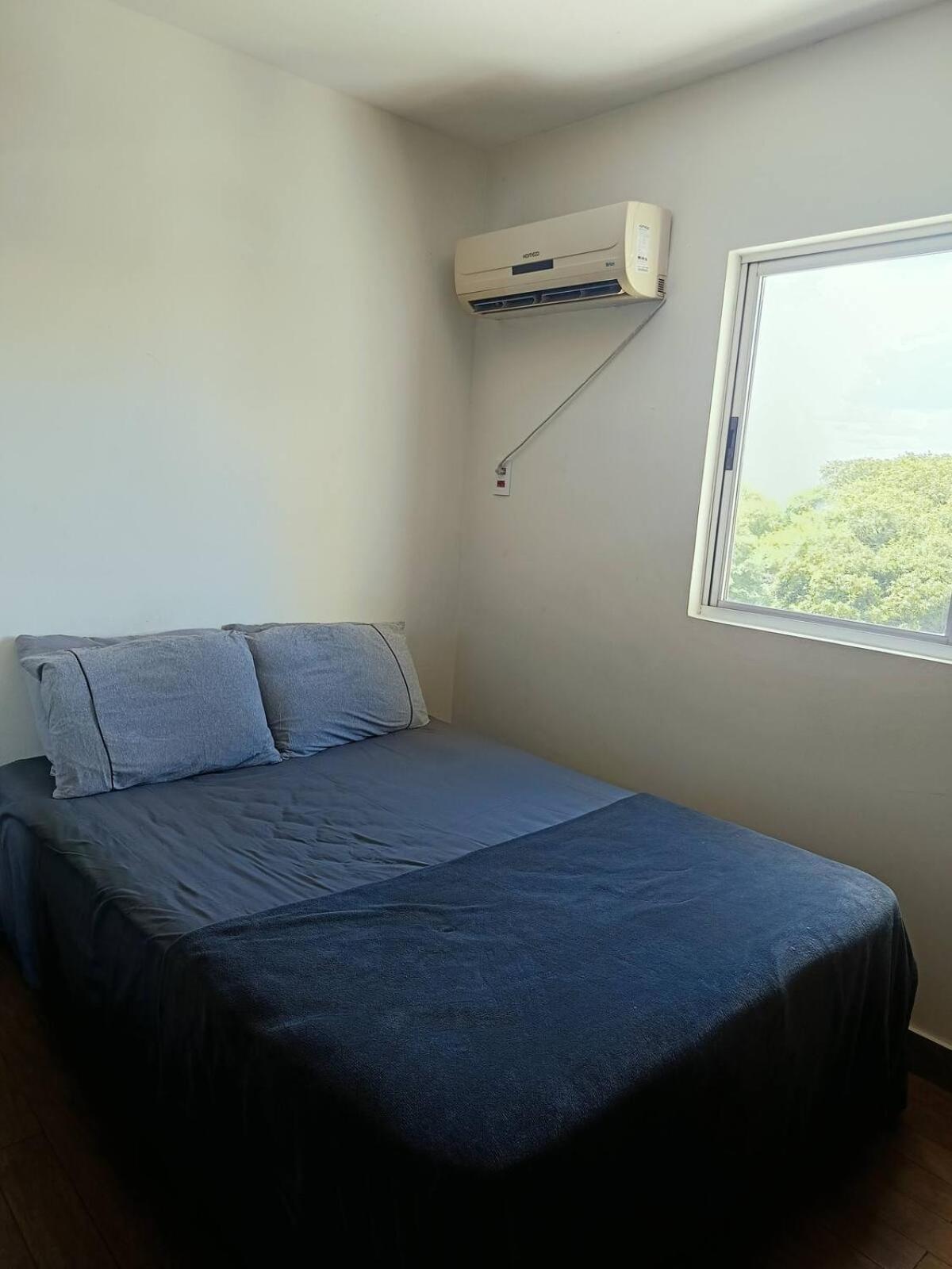 Apartamento No Centro De Foz Com Ar-condicionado Apartamento *